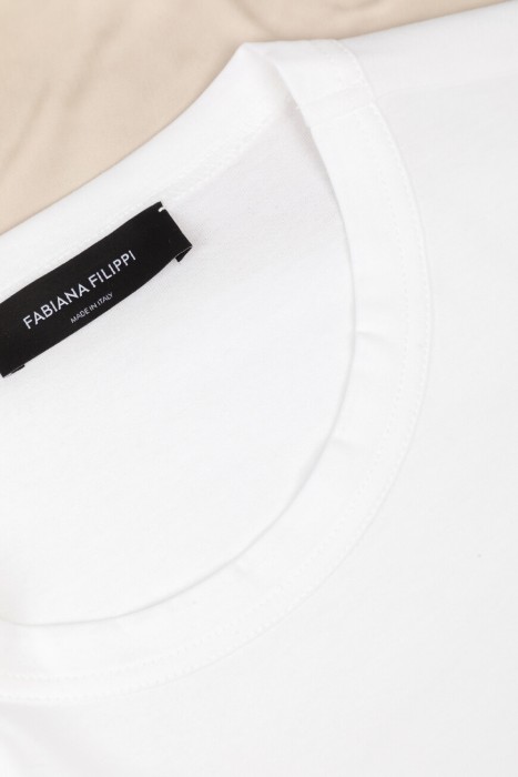 Продукция для женщин фото