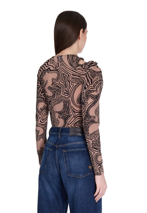 Товар бежевого цвета с внутренней стороны