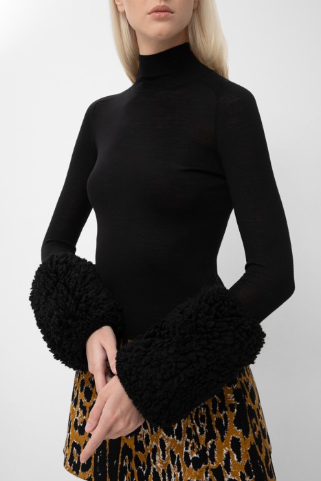 топ  из франции вид сбоку