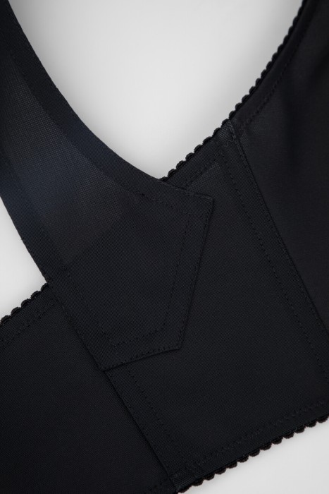 топ  универсального стиля с лицевой стороны