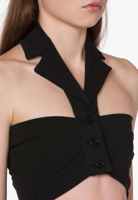 Товар черного цвета с внутренней стороны