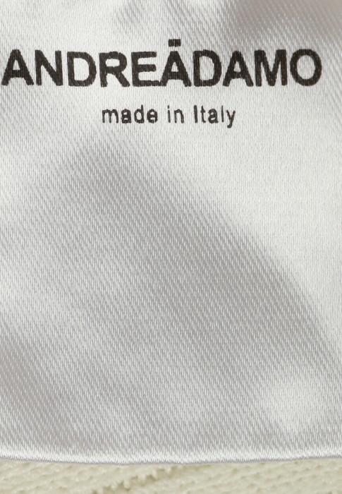 топ  универсального стиля с лицевой стороны