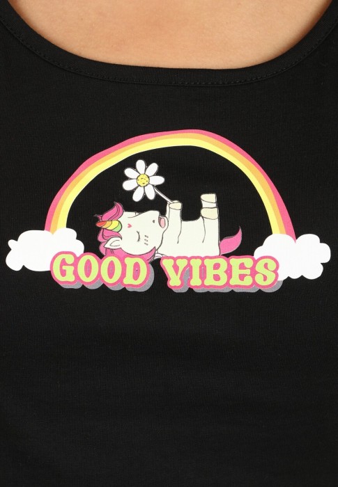 Товар черного цвета с внутренней стороны