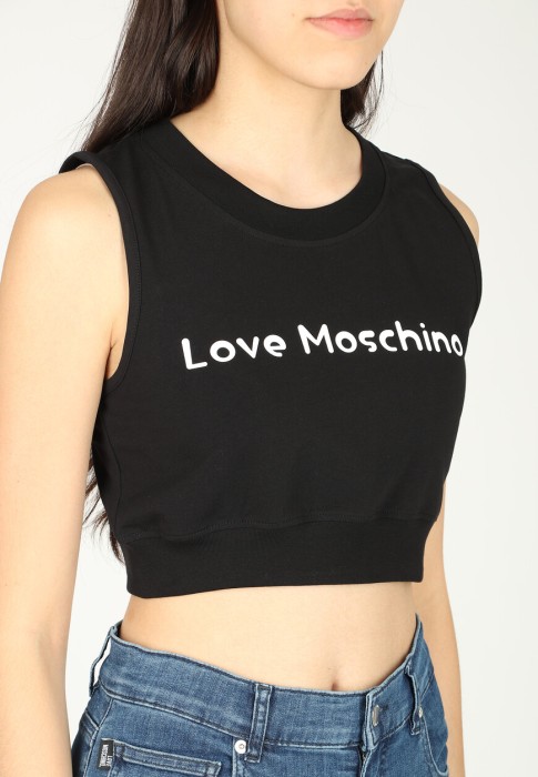 Товар черного цвета с внутренней стороны