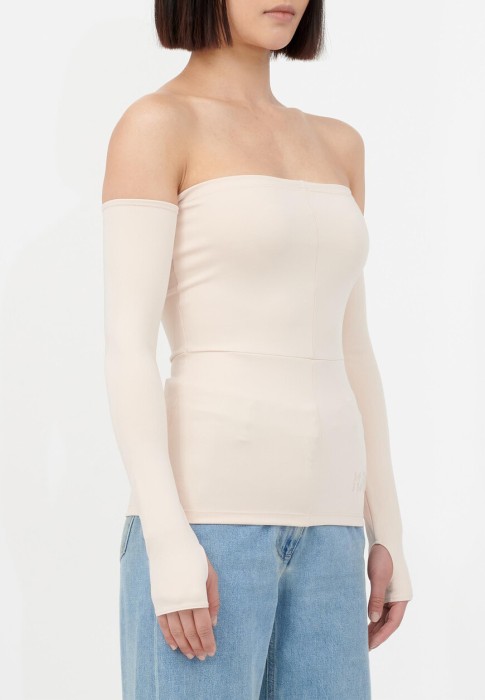 Товар белого цвета с внутренней стороны