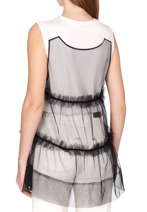 Товар черного цвета с внутренней стороны