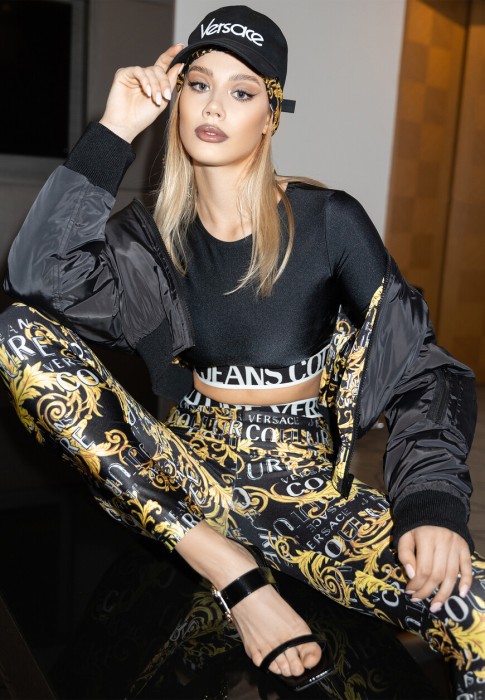 топ  от бренда versace jeans couture вид слева