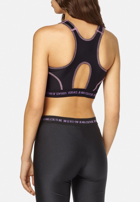 Товар черного цвета с внутренней стороны