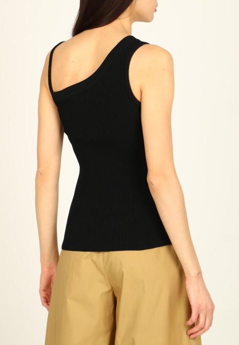 топ  из италии вид сбоку