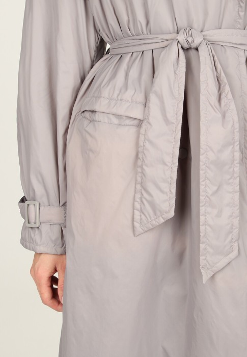 Товар серого цвета с внутренней стороны