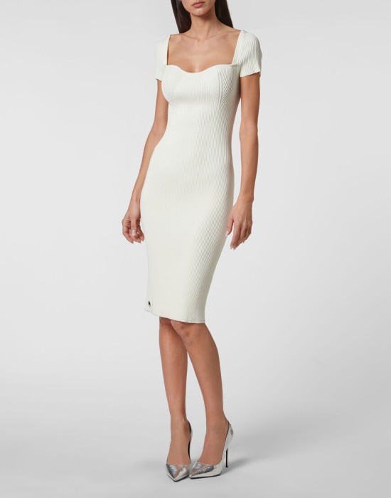 Товар белого цвета с внутренней стороны