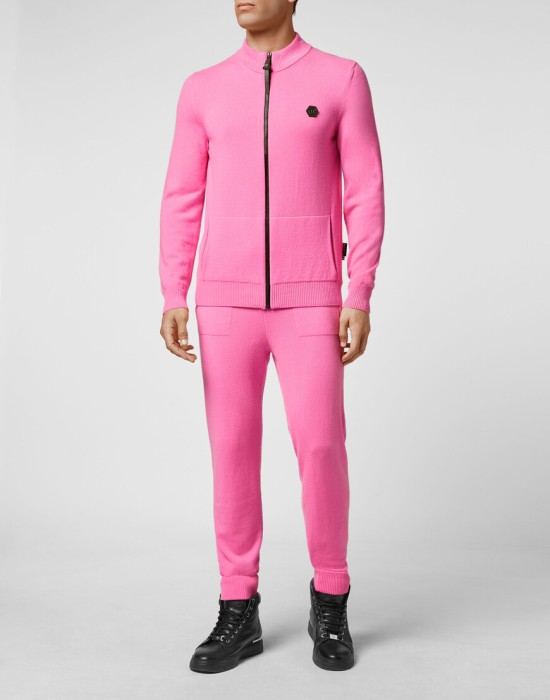 трикотажный костюм  по цене 98192 руб вид справа