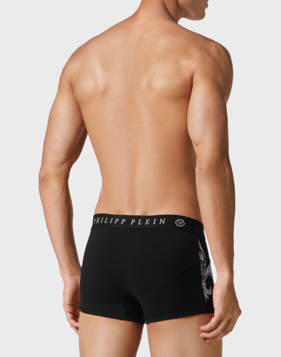 Товар черного цвета с внутренней стороны