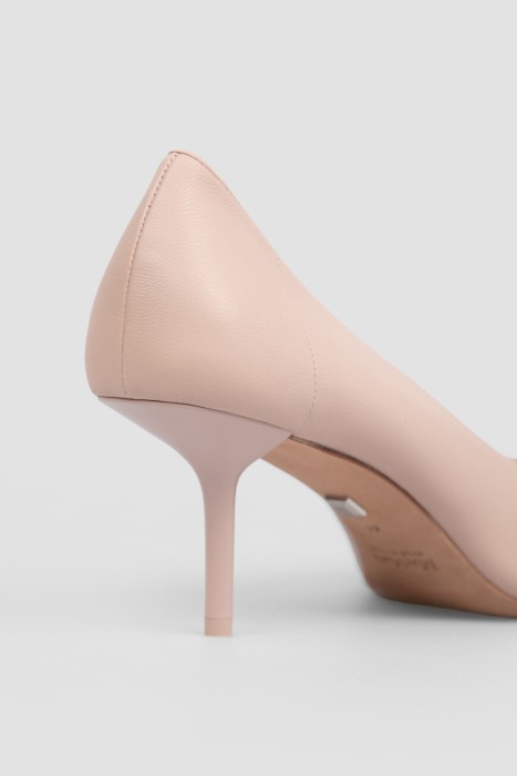 Продукция для женщин фото