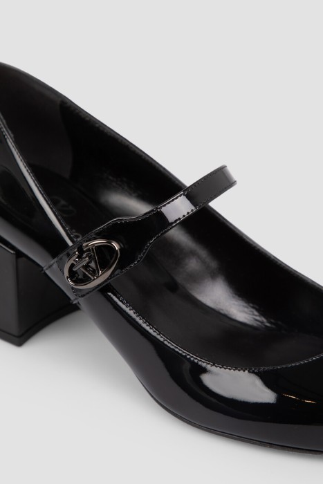 туфли  модель mary jane из кожи спереди