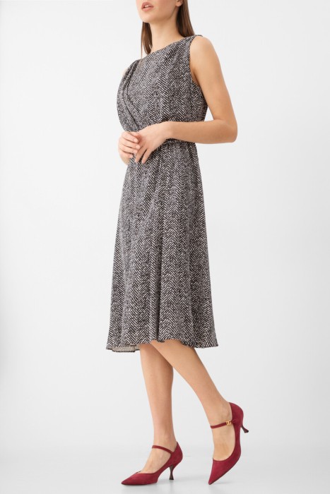 туфли  модель new cardinale 60 от бренда dolce & gabbana вид слева