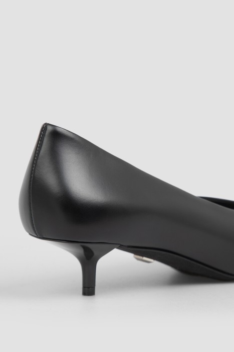 Продукция для женщин фото