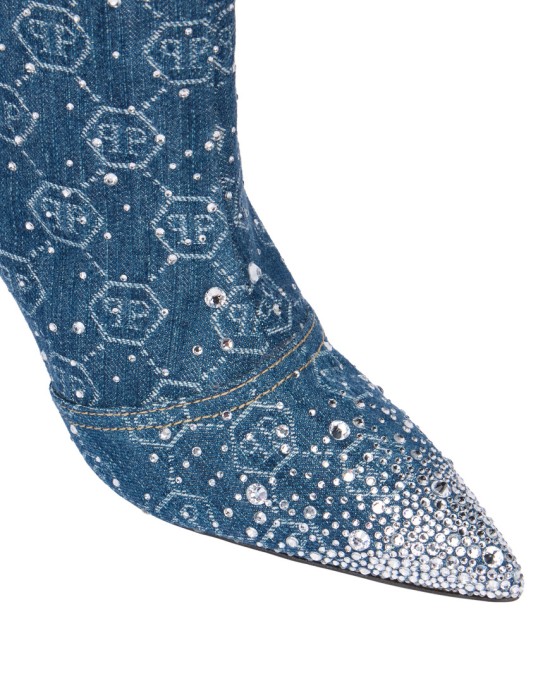 Продукция для женщин фото