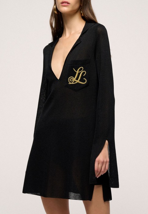 Товар черного цвета с внутренней стороны