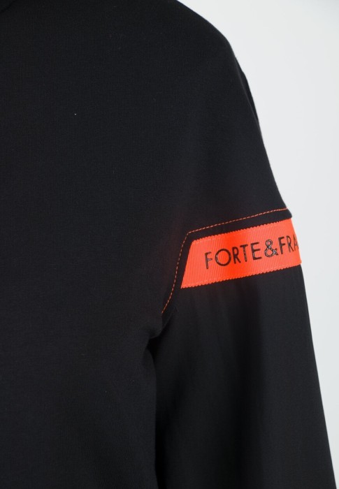 туника  из проверенных материалов спереди