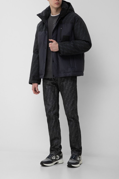 ветровка  универсального стиля с лицевой стороны