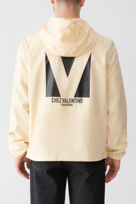 ветровка  по цене 135750 руб вид справа