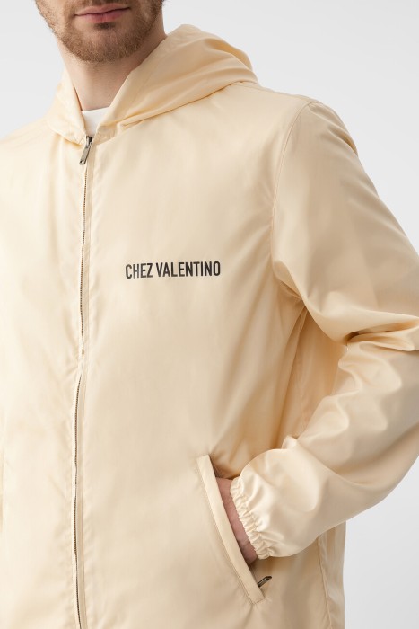 ветровка  из италии вид сбоку