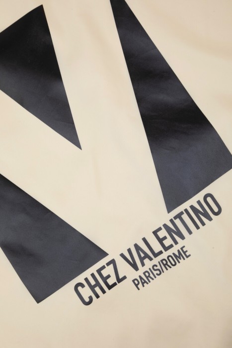 ветровка  с внутренней стороны