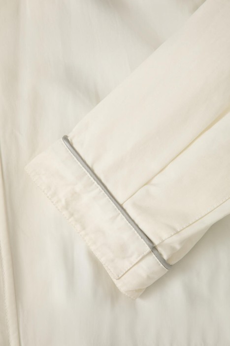 ветровка  из нейлона спереди