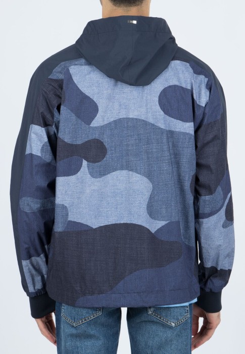 ветровка  от бренда herno вид слева