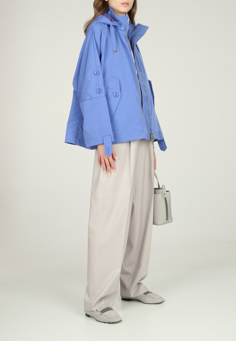 ветровка  по цене 48230 руб вид справа