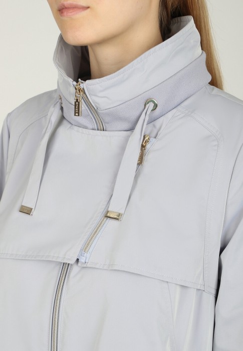 Товар фиолетового цвета с внутренней стороны