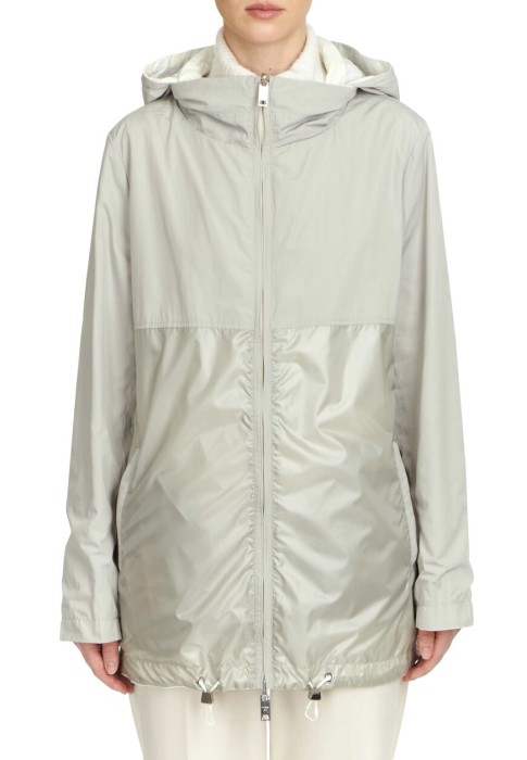 Продукция для женщин фото