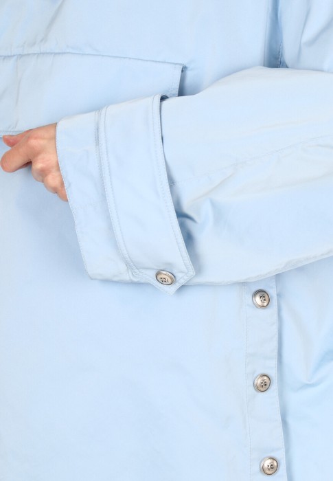 ветровка  из проверенных материалов спереди