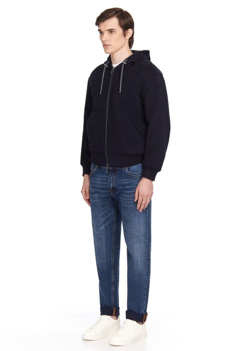 ветровка  по цене 65730 руб вид справа