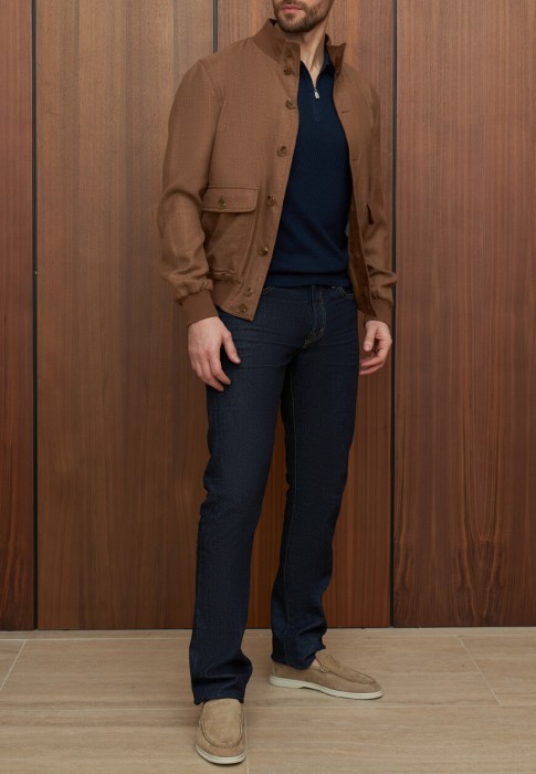 ветровка  по цене 209865 руб вид справа