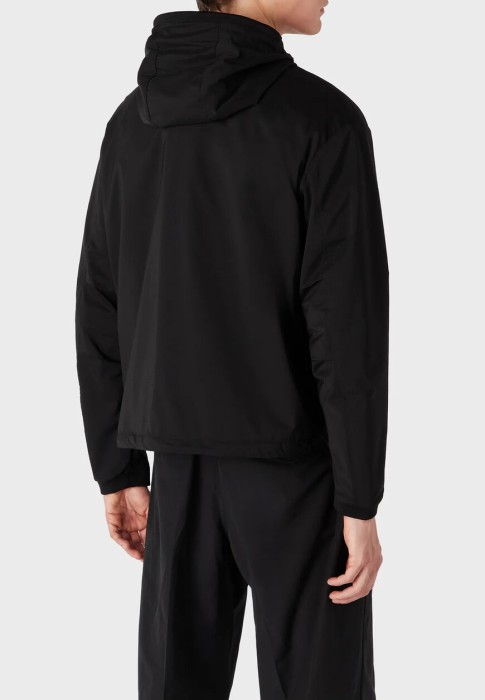 ветровка  из италии вид сбоку