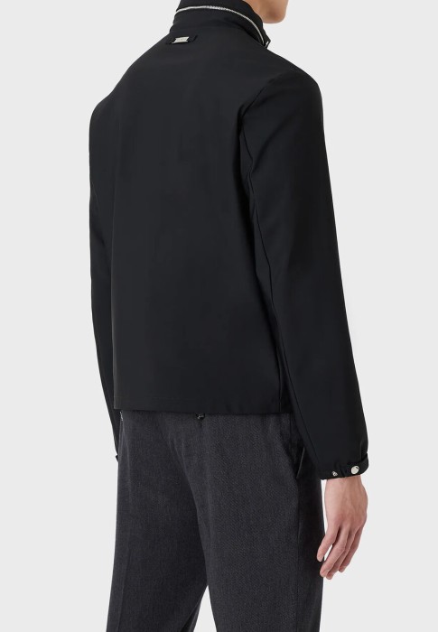 ветровка  из италии вид сбоку