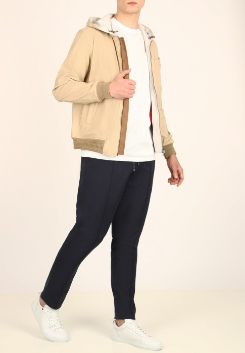 ветровка  из италии вид сбоку