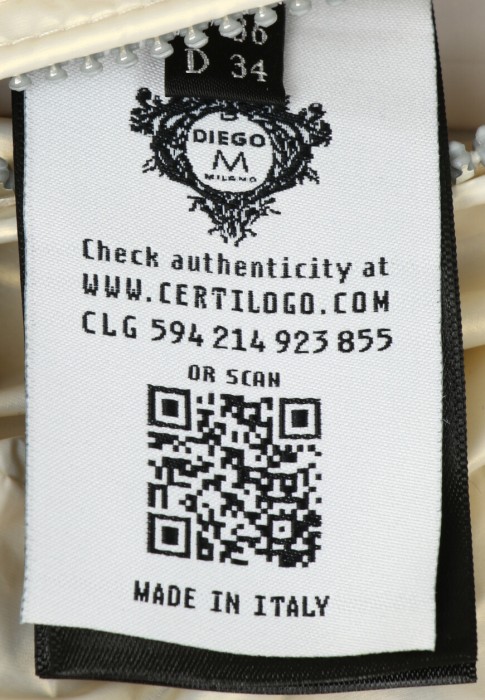 ветровка  универсального стиля с лицевой стороны