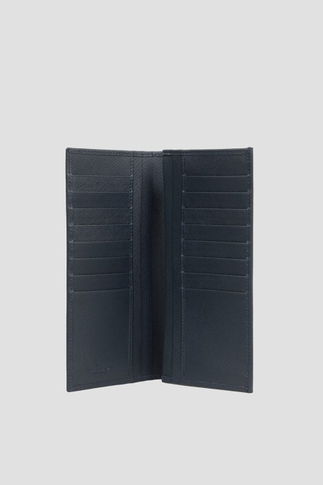 Товар синего цвета с внутренней стороны