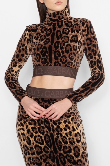 Товар с артикулом F8T02T FJ7D5 S8350 вид сзади