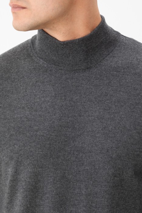 водолазка  из италии вид сбоку