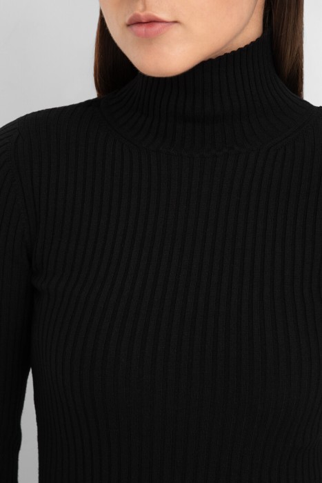 водолазка  из италии вид сбоку