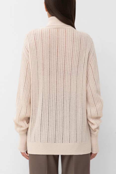 водолазка  по цене 89500 руб вид справа