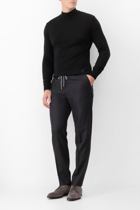 водолазка  из шерсти спереди