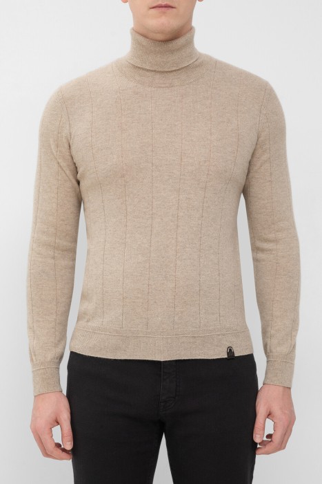 водолазка  UMU30L O2K08 9700 фотография