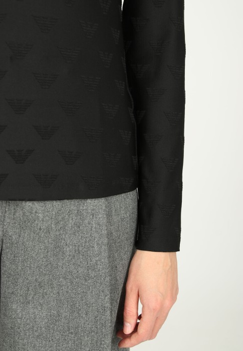 водолазка  универсального стиля с лицевой стороны