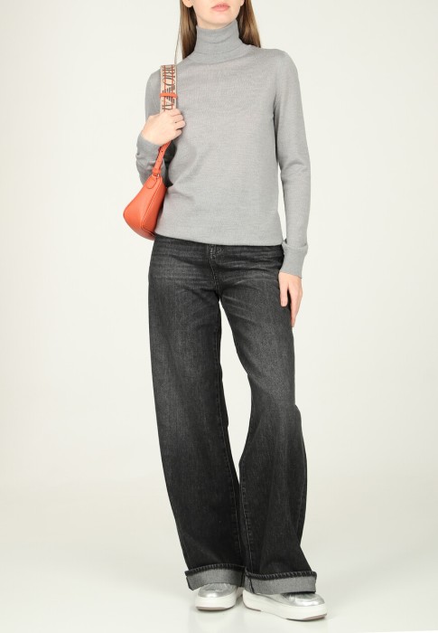 водолазка  из италии вид сбоку