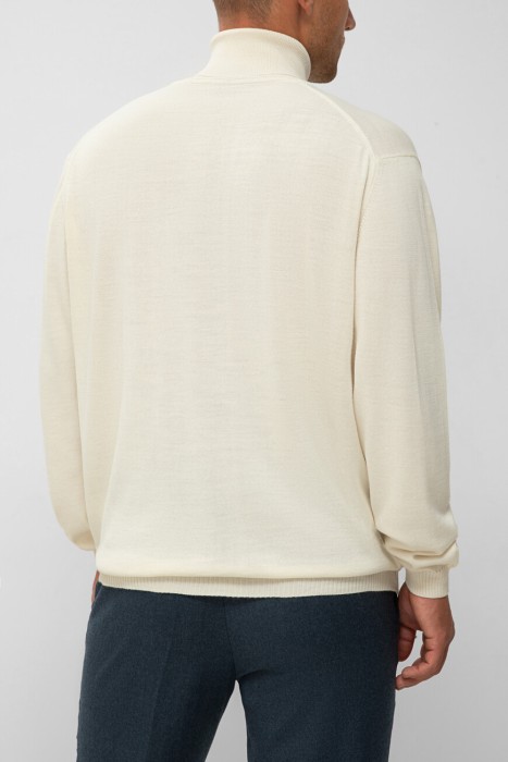 водолазка  от бренда ramsey вид слева